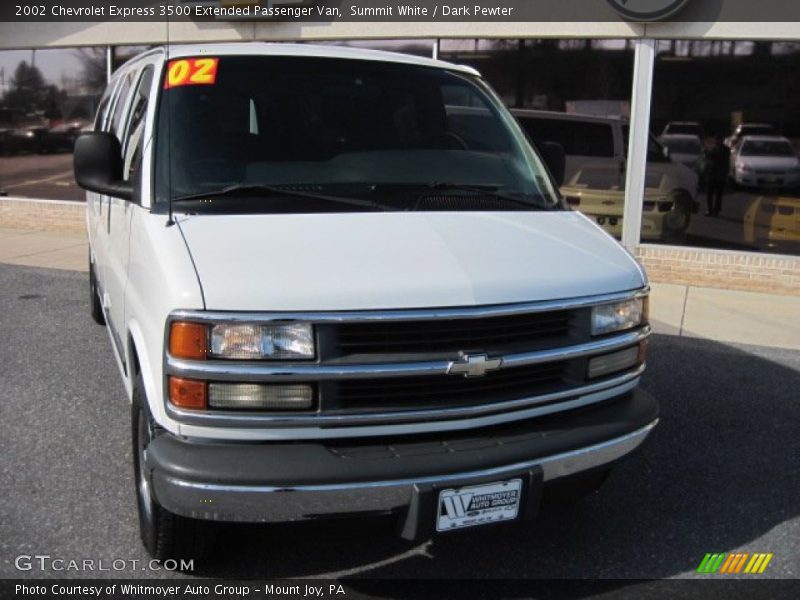 Summit White / Dark Pewter 2002 Chevrolet Express 3500 Extended Passenger Van