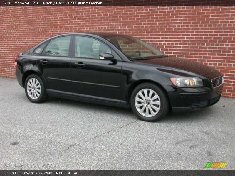 Black / Dark Beige/Quartz Leather 2005 Volvo S40 2.4i