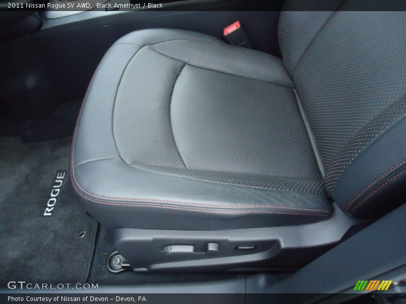 Front Seat of 2011 Rogue SV AWD