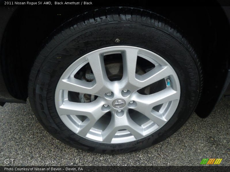  2011 Rogue SV AWD Wheel