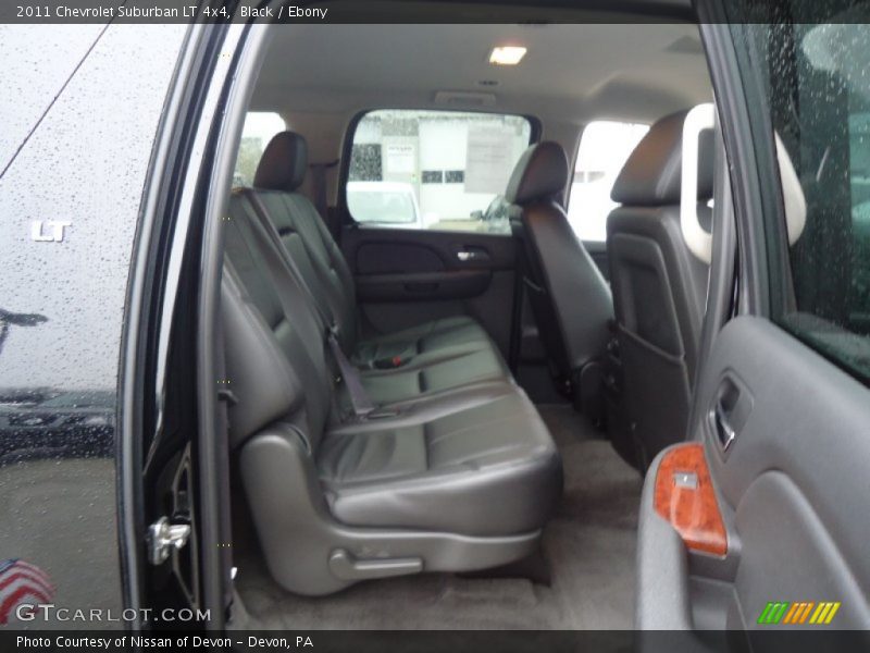 Black / Ebony 2011 Chevrolet Suburban LT 4x4