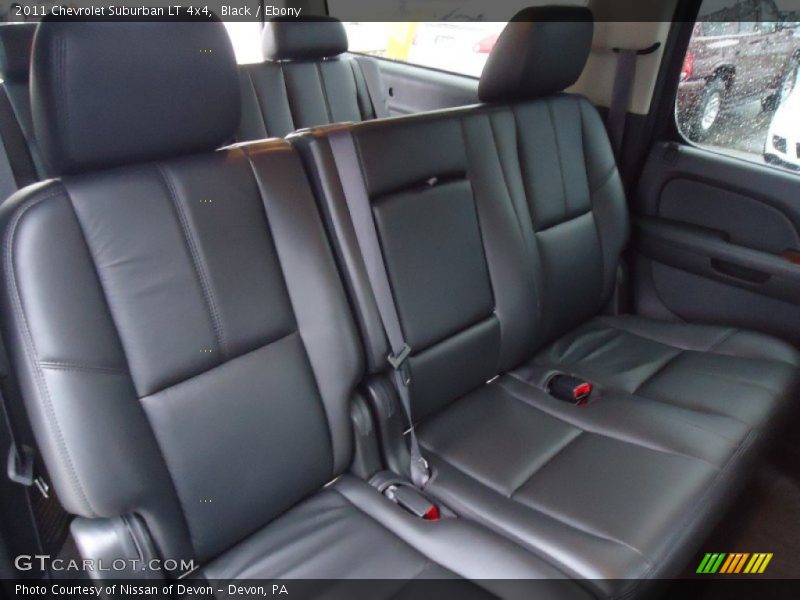 Black / Ebony 2011 Chevrolet Suburban LT 4x4