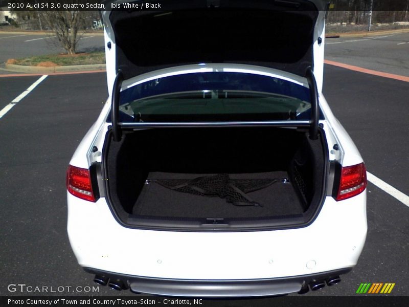Ibis White / Black 2010 Audi S4 3.0 quattro Sedan