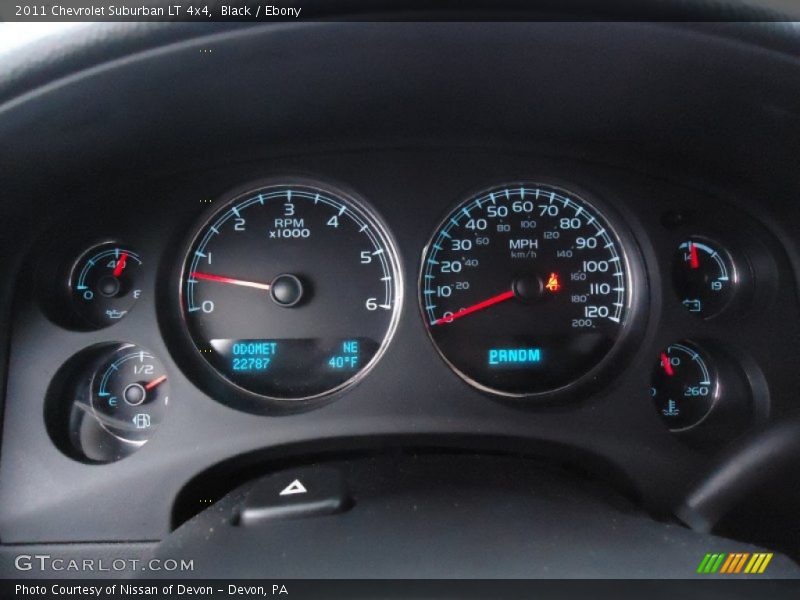 Black / Ebony 2011 Chevrolet Suburban LT 4x4