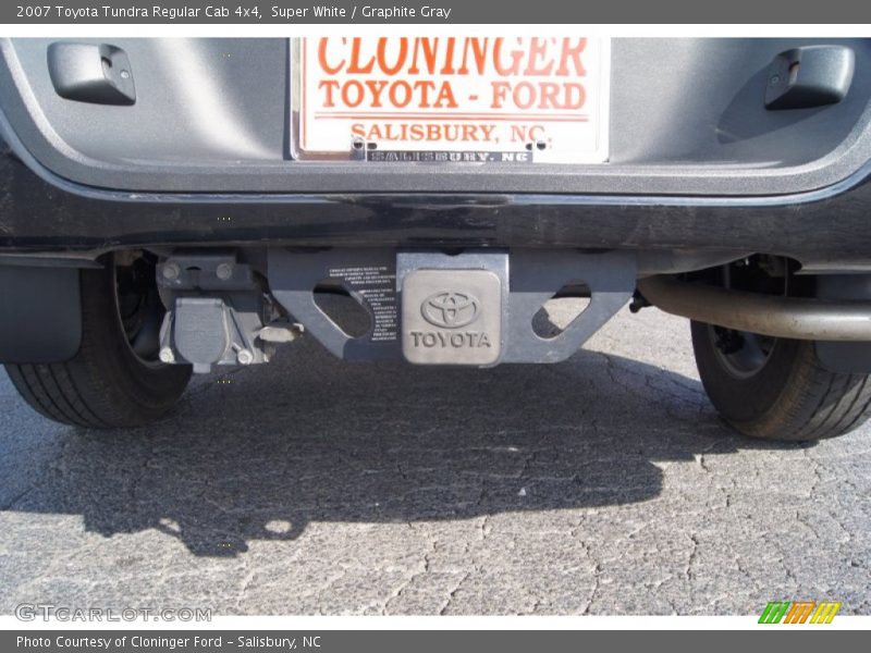 Super White / Graphite Gray 2007 Toyota Tundra Regular Cab 4x4