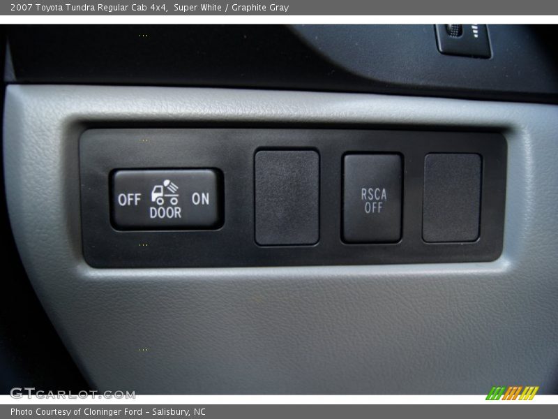 Super White / Graphite Gray 2007 Toyota Tundra Regular Cab 4x4