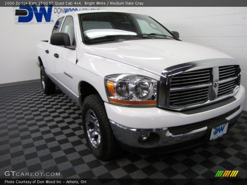 Bright White / Medium Slate Gray 2006 Dodge Ram 1500 ST Quad Cab 4x4