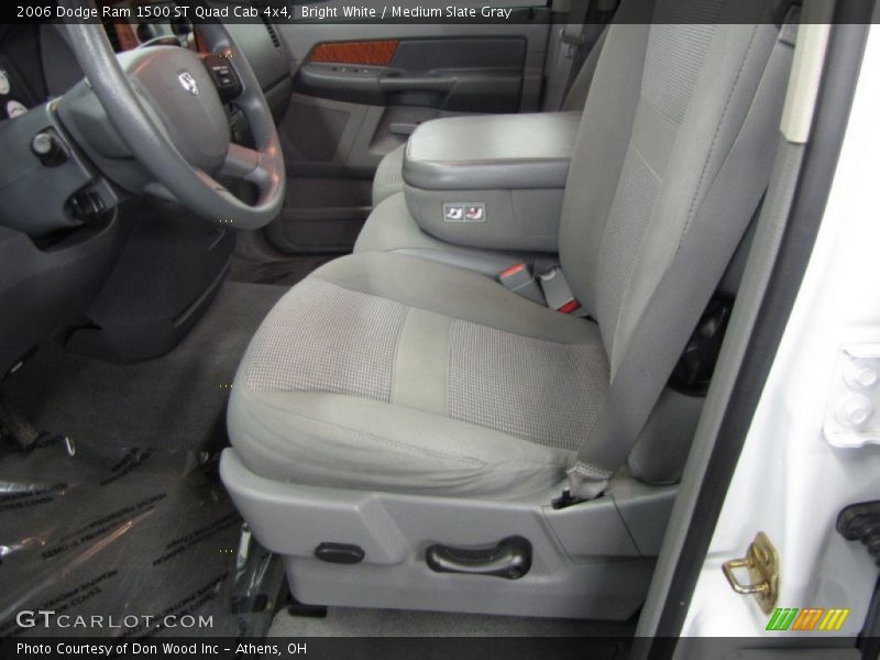 Bright White / Medium Slate Gray 2006 Dodge Ram 1500 ST Quad Cab 4x4