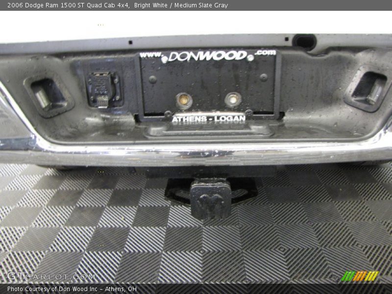 Bright White / Medium Slate Gray 2006 Dodge Ram 1500 ST Quad Cab 4x4
