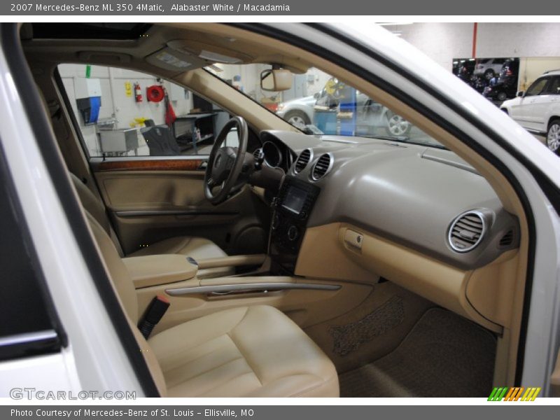 Alabaster White / Macadamia 2007 Mercedes-Benz ML 350 4Matic