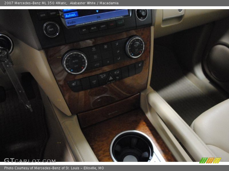 Alabaster White / Macadamia 2007 Mercedes-Benz ML 350 4Matic