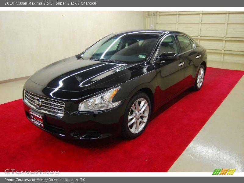 Super Black / Charcoal 2010 Nissan Maxima 3.5 S