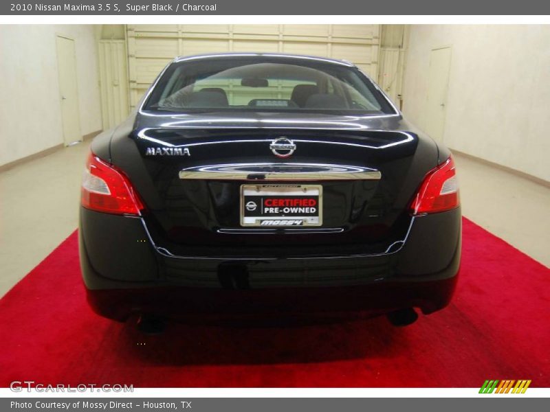 Super Black / Charcoal 2010 Nissan Maxima 3.5 S