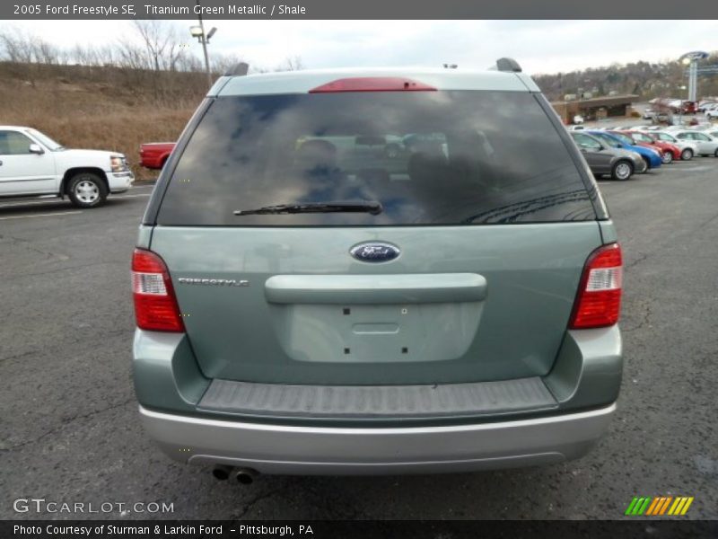 Titanium Green Metallic / Shale 2005 Ford Freestyle SE