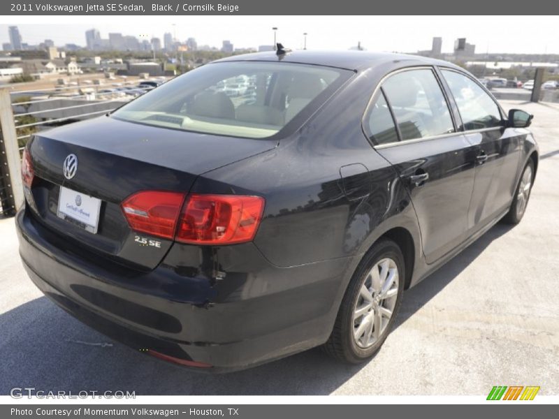 Black / Cornsilk Beige 2011 Volkswagen Jetta SE Sedan