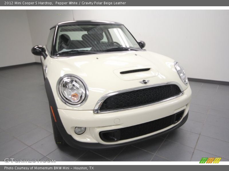 Pepper White / Gravity Polar Beige Leather 2012 Mini Cooper S Hardtop