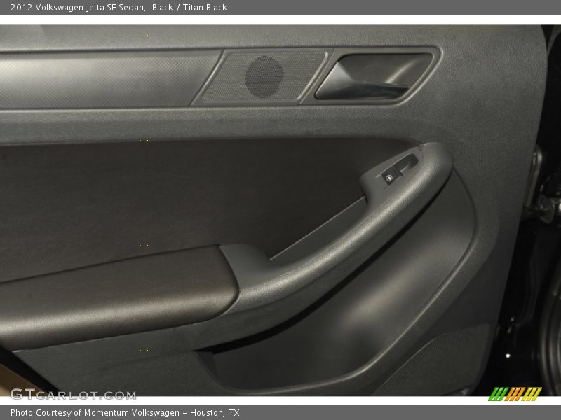 Black / Titan Black 2012 Volkswagen Jetta SE Sedan