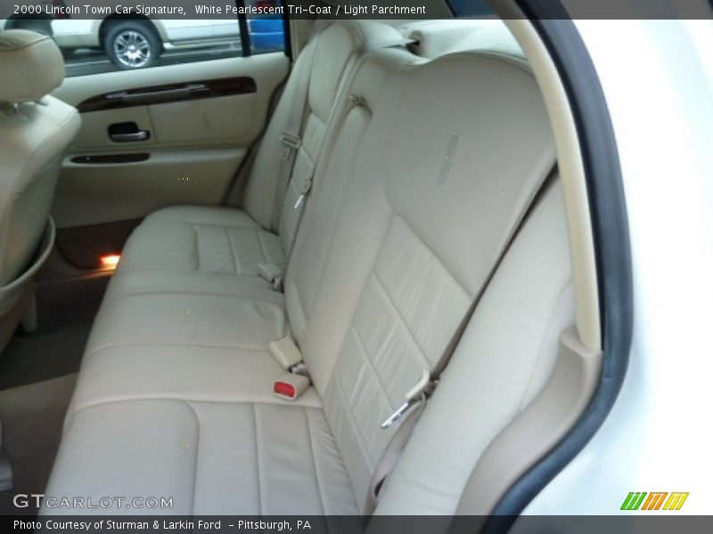 Rear Seat of 2000 Town Car Signature