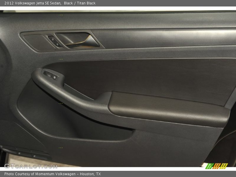 Black / Titan Black 2012 Volkswagen Jetta SE Sedan