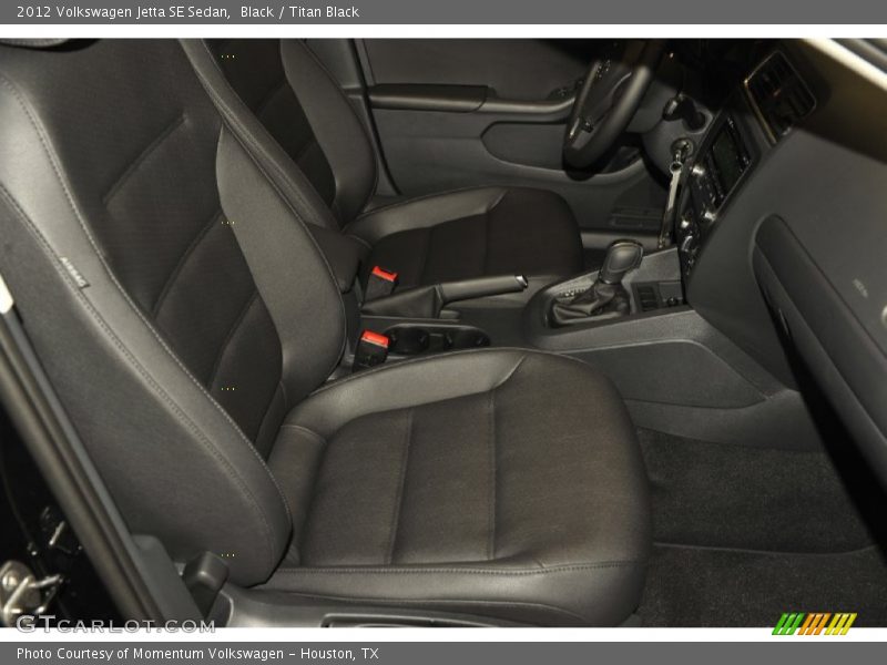 Black / Titan Black 2012 Volkswagen Jetta SE Sedan