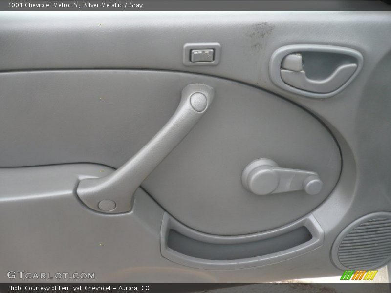 Silver Metallic / Gray 2001 Chevrolet Metro LSi