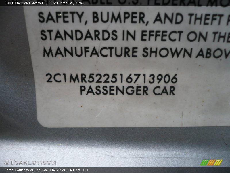 Silver Metallic / Gray 2001 Chevrolet Metro LSi