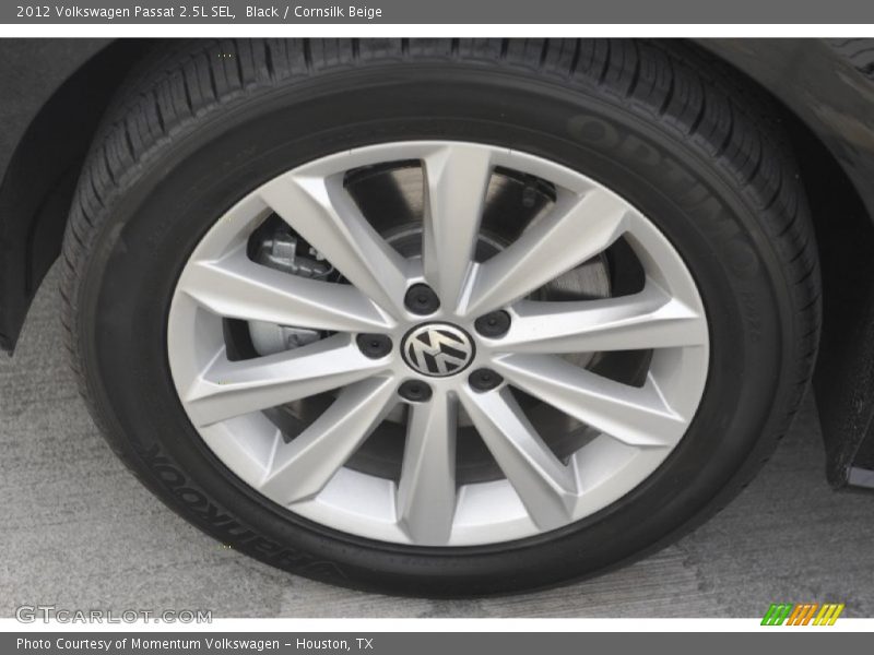 Black / Cornsilk Beige 2012 Volkswagen Passat 2.5L SEL