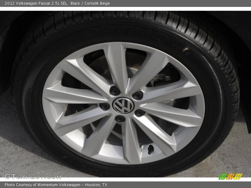 Black / Cornsilk Beige 2012 Volkswagen Passat 2.5L SEL