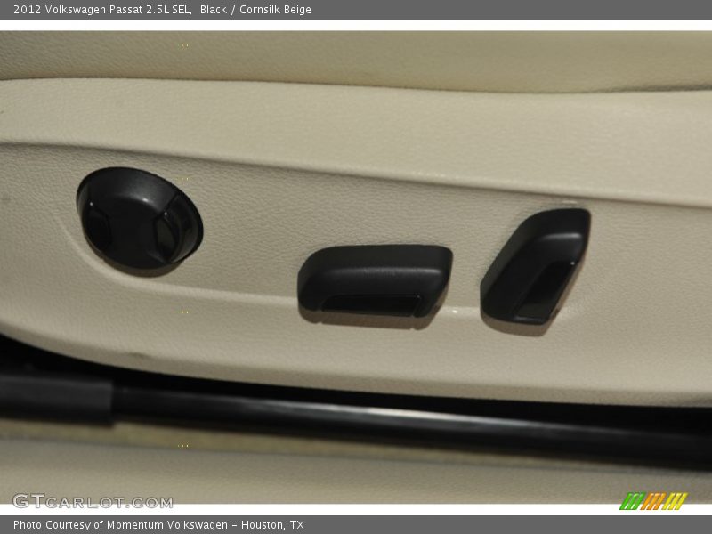 Black / Cornsilk Beige 2012 Volkswagen Passat 2.5L SEL