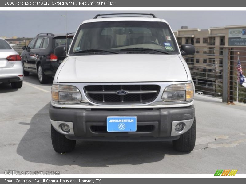 Oxford White / Medium Prairie Tan 2000 Ford Explorer XLT