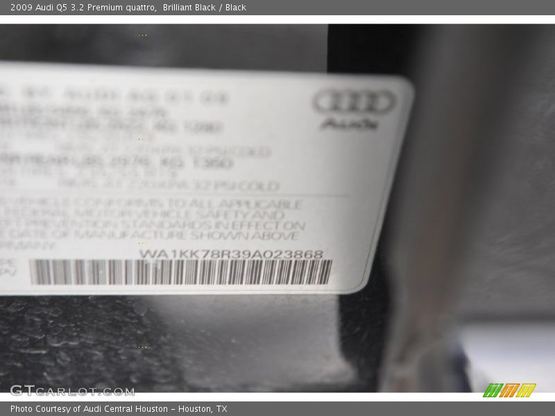 Brilliant Black / Black 2009 Audi Q5 3.2 Premium quattro