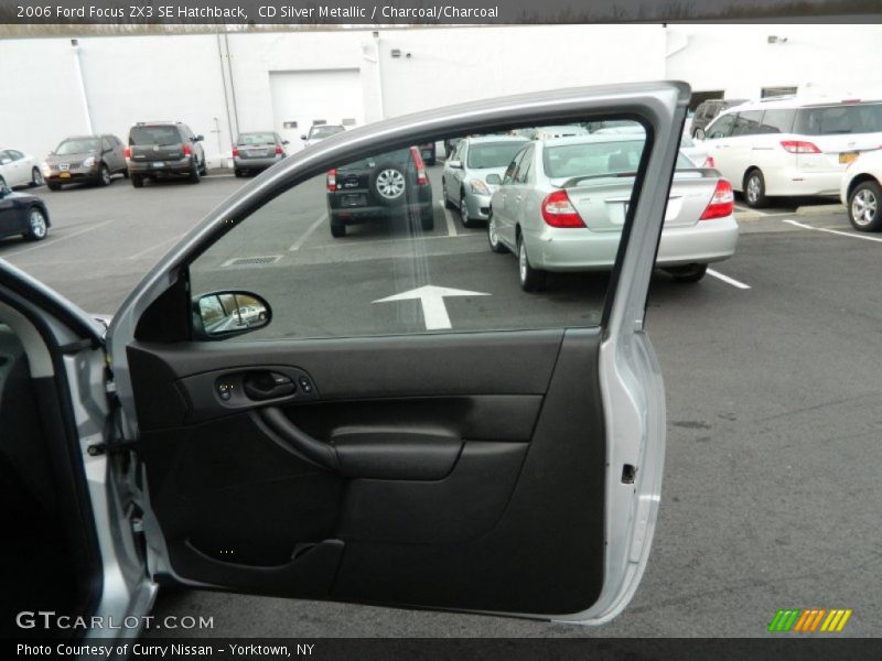 CD Silver Metallic / Charcoal/Charcoal 2006 Ford Focus ZX3 SE Hatchback