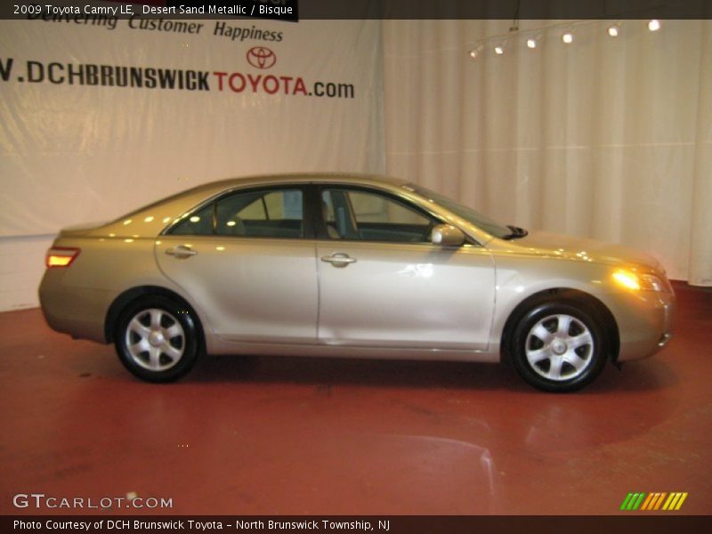 Desert Sand Metallic / Bisque 2009 Toyota Camry LE