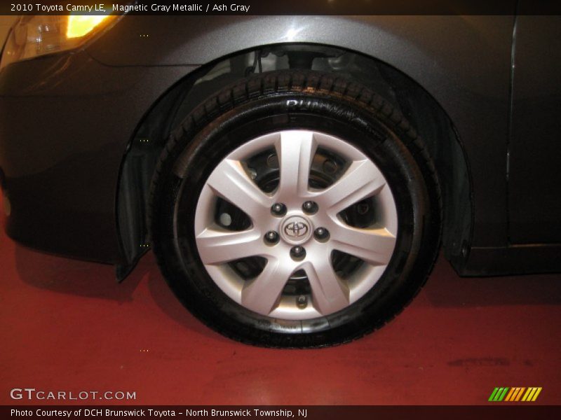 Magnetic Gray Metallic / Ash Gray 2010 Toyota Camry LE
