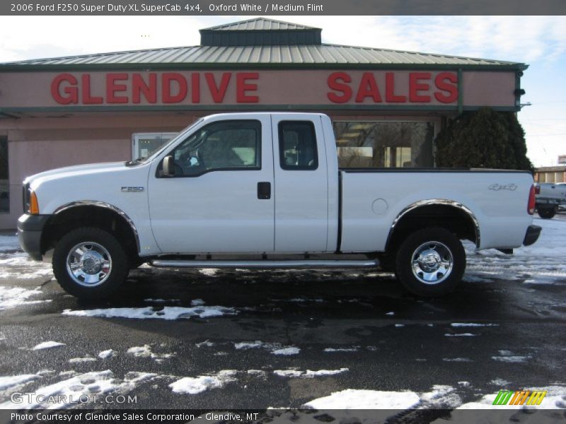 Oxford White / Medium Flint 2006 Ford F250 Super Duty XL SuperCab 4x4