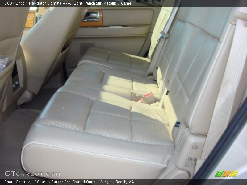 Light French Silk Metallic / Camel 2007 Lincoln Navigator Ultimate 4x4