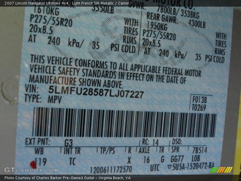 2007 Navigator Ultimate 4x4 Light French Silk Metallic Color Code G3