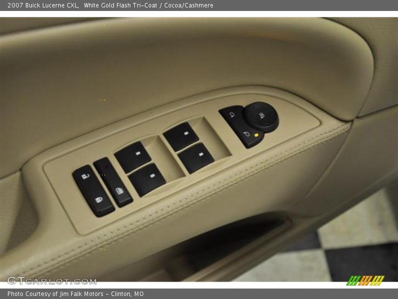 White Gold Flash Tri-Coat / Cocoa/Cashmere 2007 Buick Lucerne CXL