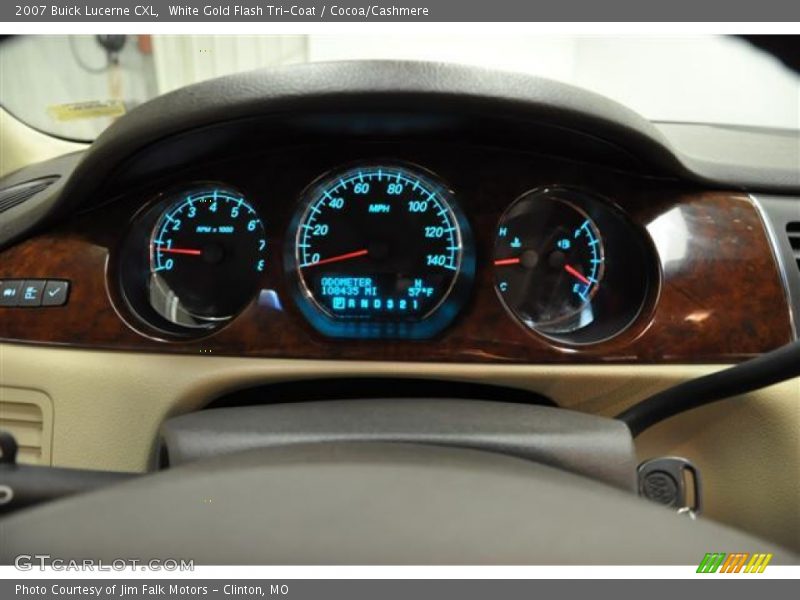 White Gold Flash Tri-Coat / Cocoa/Cashmere 2007 Buick Lucerne CXL