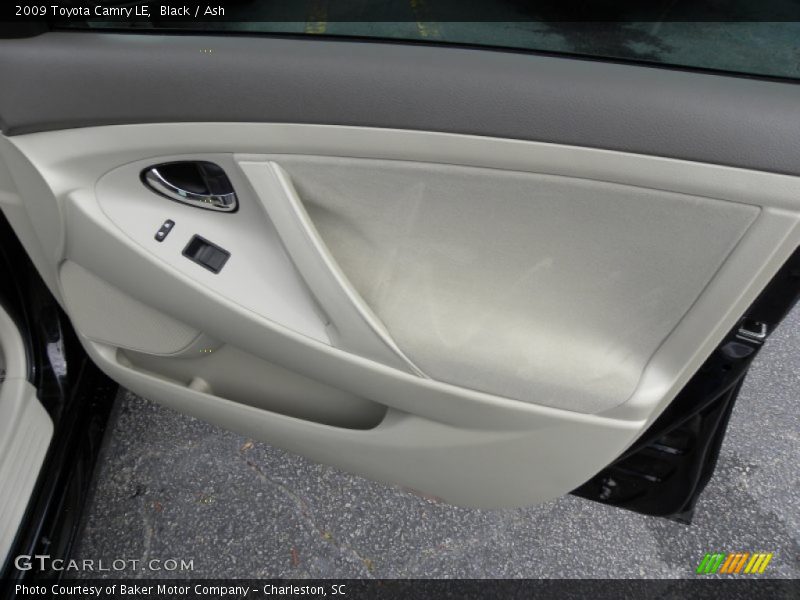 Black / Ash 2009 Toyota Camry LE