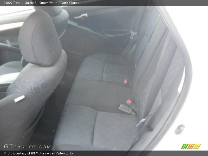 Super White / Dark Charcoal 2009 Toyota Matrix S
