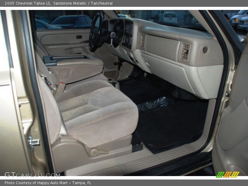 Sandstone Metallic / Tan/Neutral 2005 Chevrolet Tahoe LS