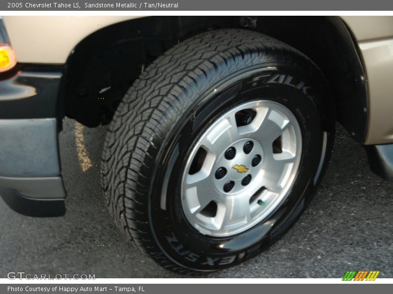 Sandstone Metallic / Tan/Neutral 2005 Chevrolet Tahoe LS