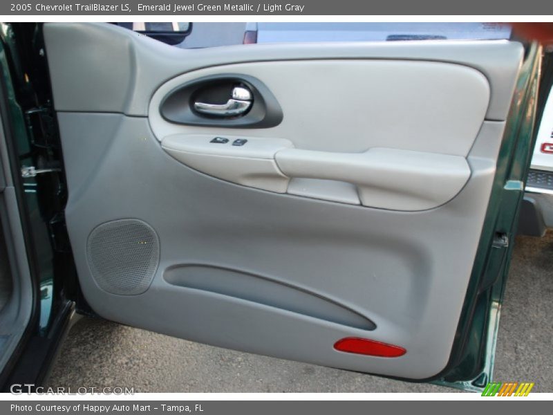 Emerald Jewel Green Metallic / Light Gray 2005 Chevrolet TrailBlazer LS