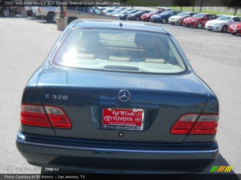 Everest Green Metallic / Java 2002 Mercedes-Benz E 320 Sedan