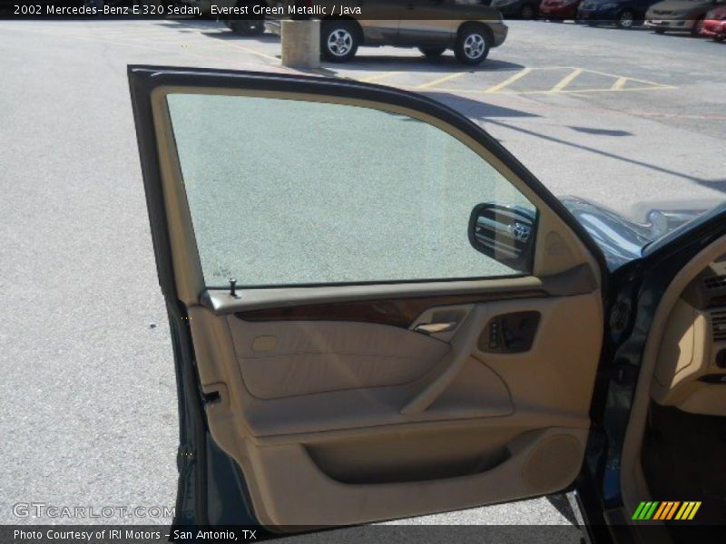 Everest Green Metallic / Java 2002 Mercedes-Benz E 320 Sedan