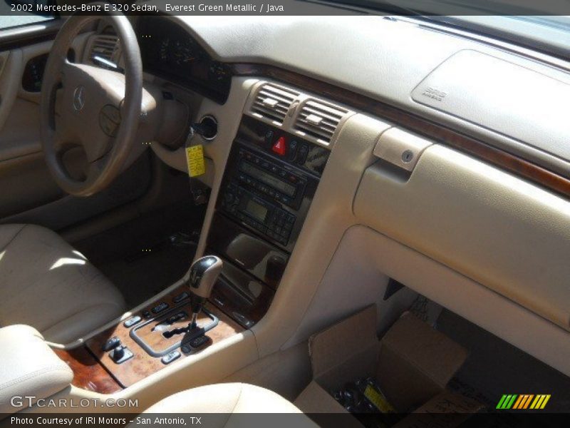 Everest Green Metallic / Java 2002 Mercedes-Benz E 320 Sedan