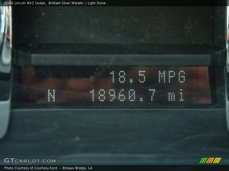 Brilliant Silver Metallic / Light Stone 2009 Lincoln MKZ Sedan