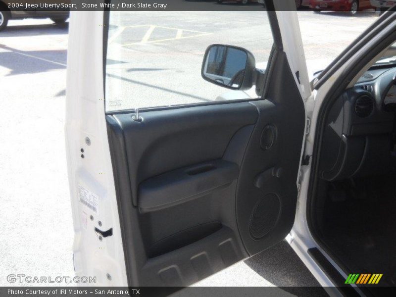 Stone White / Dark Slate Gray 2004 Jeep Liberty Sport