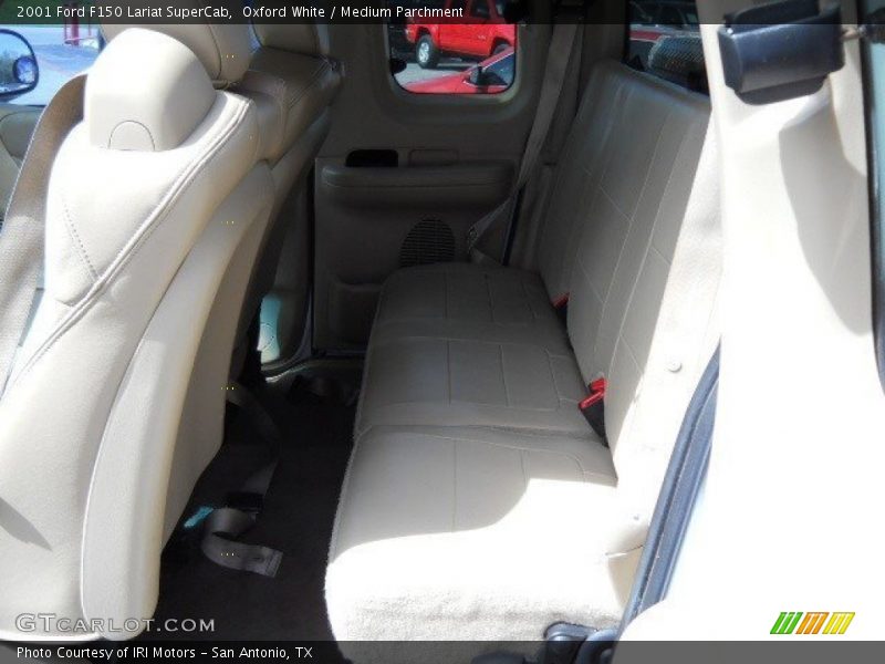 Oxford White / Medium Parchment 2001 Ford F150 Lariat SuperCab
